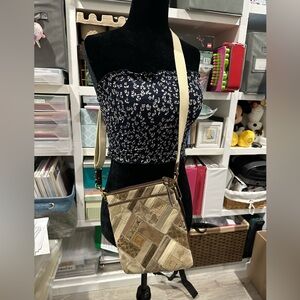 Coach Tan Crossbody Bag Elegant Design